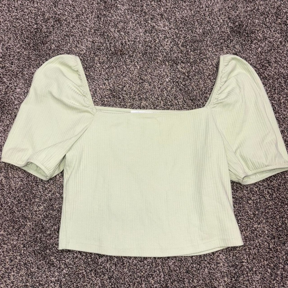 Double Zero green ribbed crop top in a M